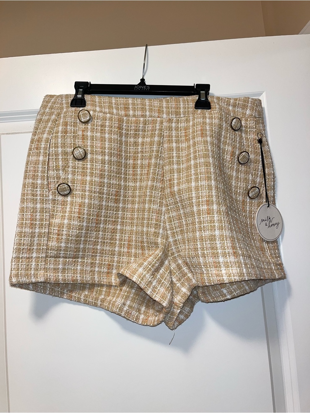 High-Waist Tweed Plaid Shorts in Beige